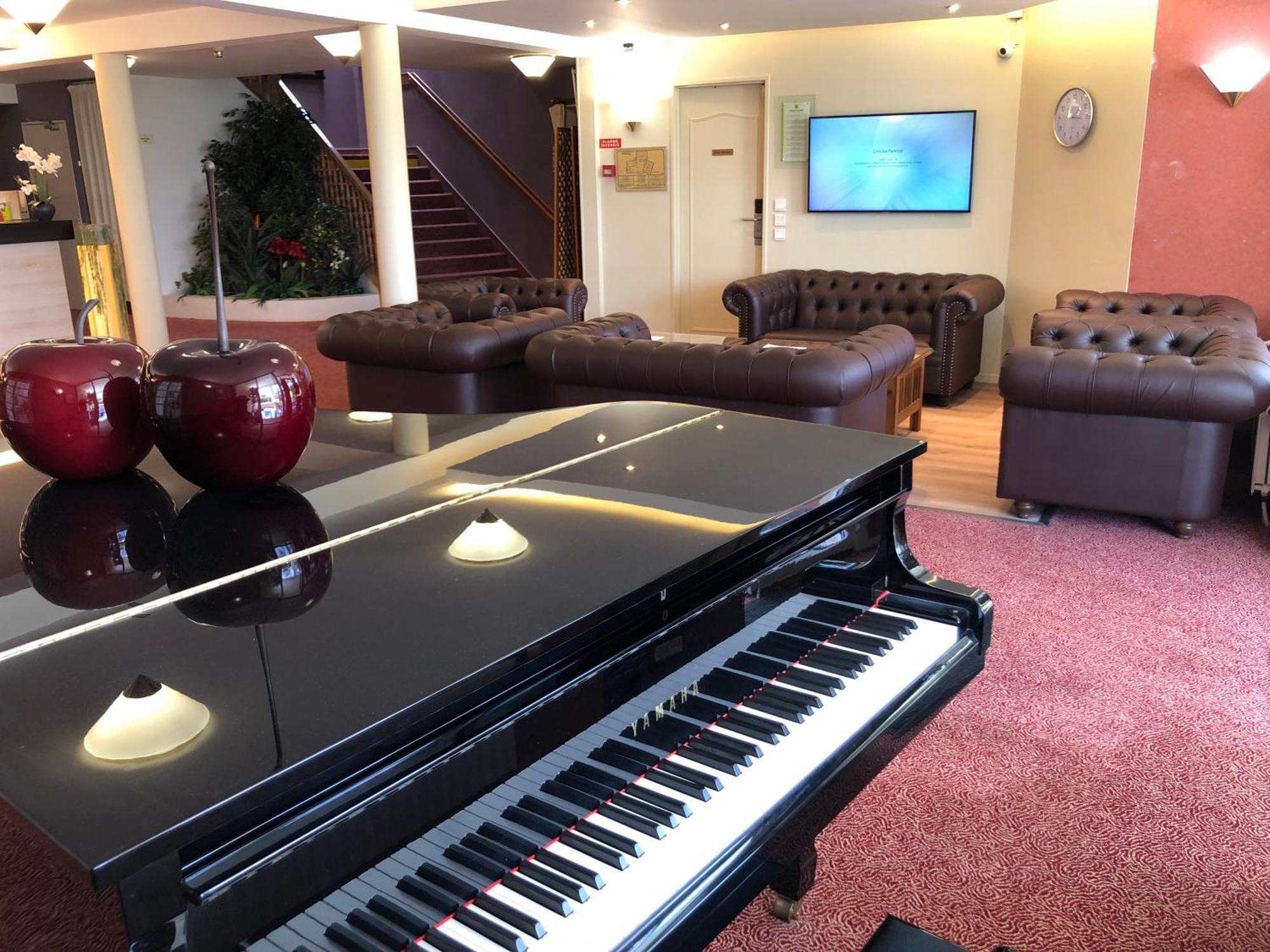 Hotel Altina Pacy-sur-Eure Eksteriør bilde