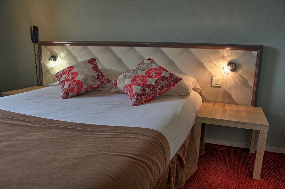 Hotel Altina Pacy-sur-Eure Eksteriør bilde