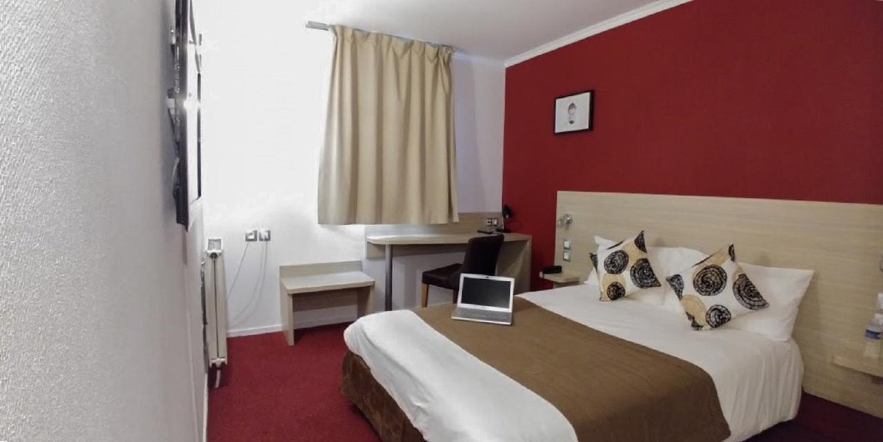 Hotel Altina Pacy-sur-Eure Eksteriør bilde