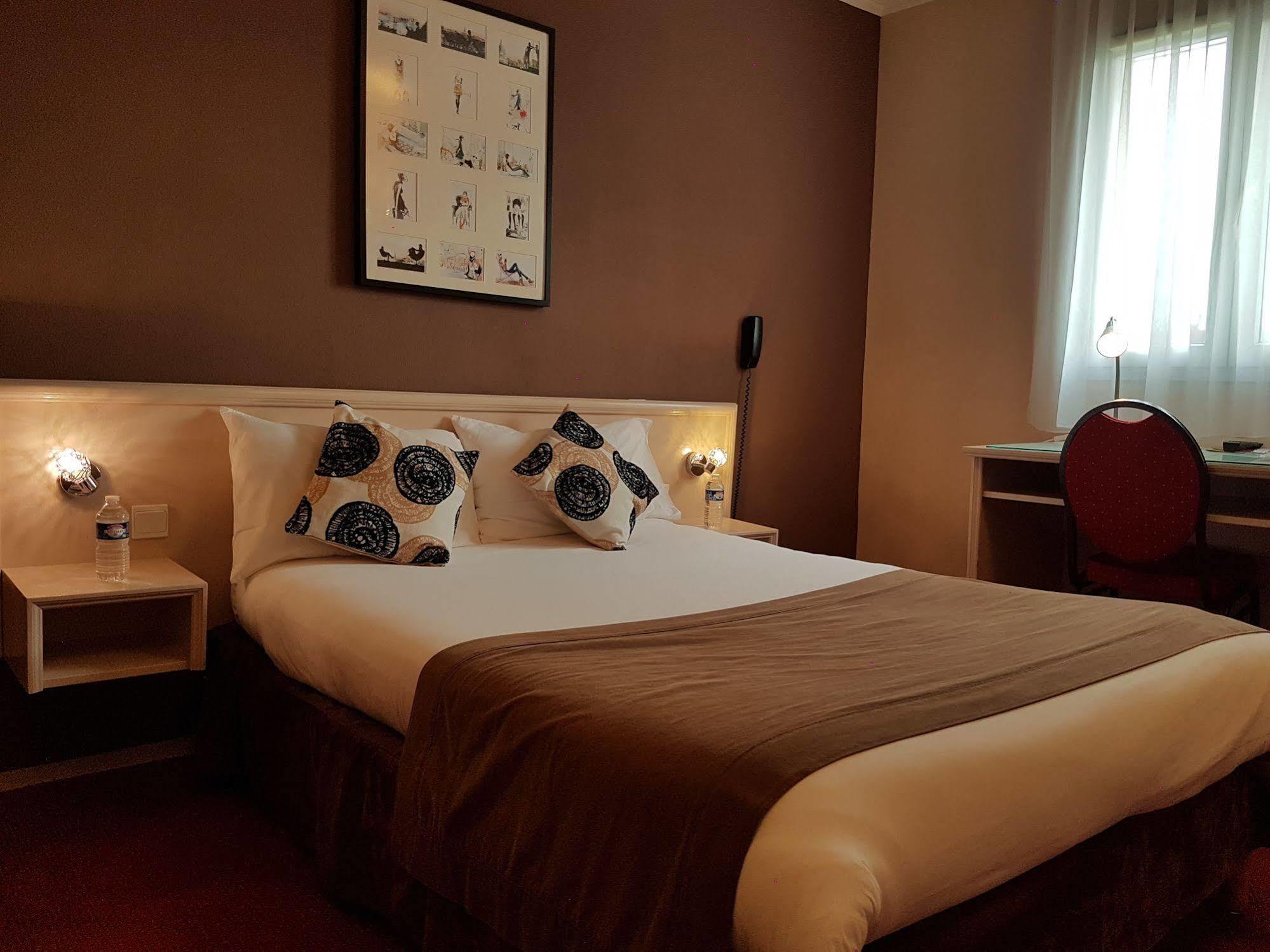 Hotel Altina Pacy-sur-Eure Eksteriør bilde