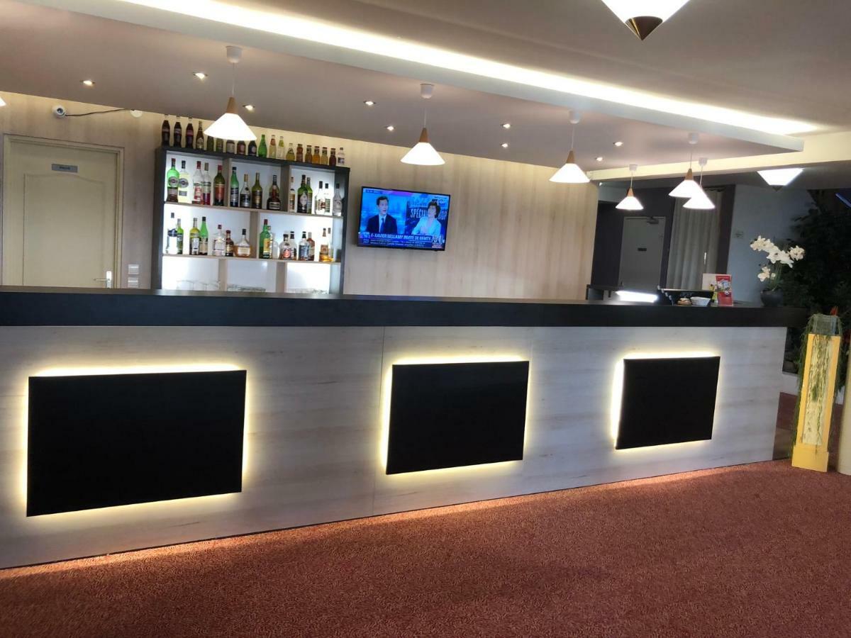 Hotel Altina Pacy-sur-Eure Eksteriør bilde